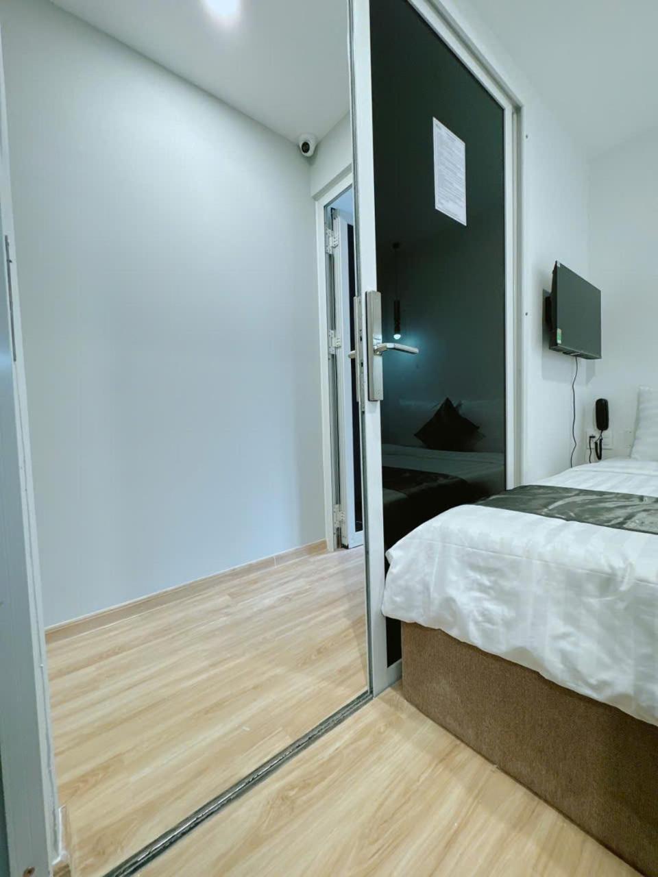 Le Vu Hotel Ho Chi Minh City Bagian luar foto