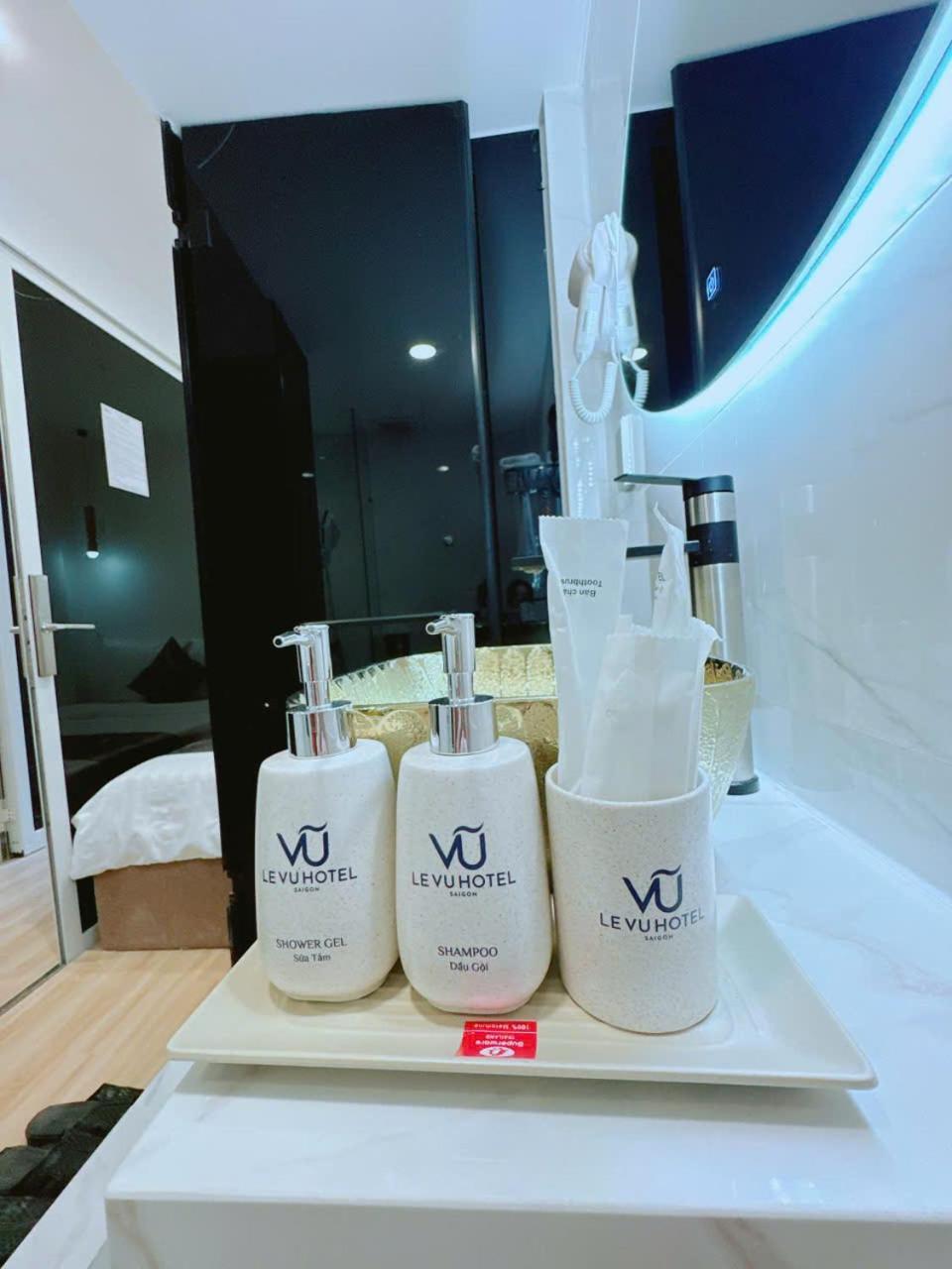 Le Vu Hotel Ho Chi Minh City Bagian luar foto